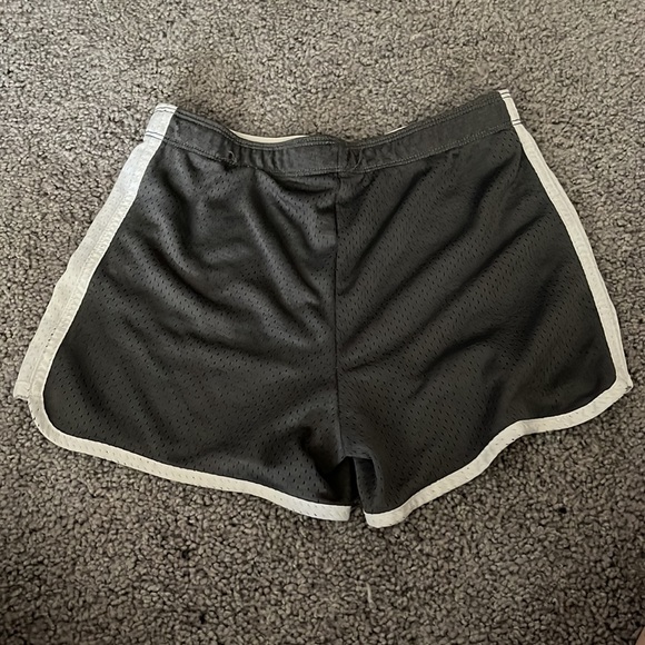 JUSTICE Shorts size 10 - Picture 2 of 4